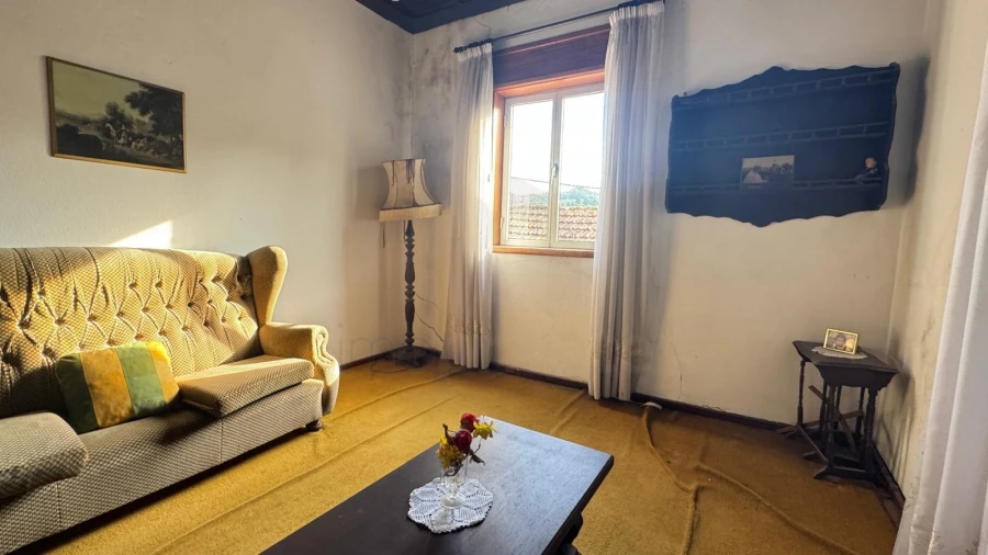 Moradia T6 para Venda em Vilarinho Foto 5