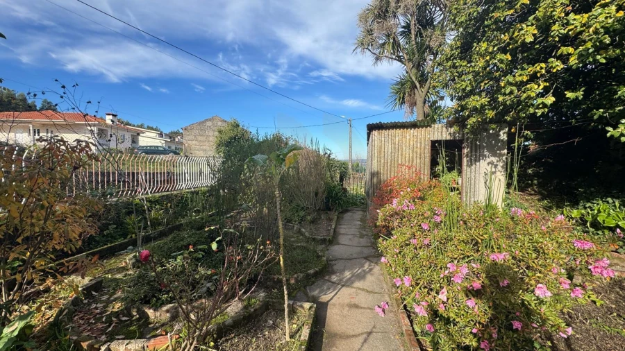 Moradia T6 para Venda em Vilarinho Foto 2