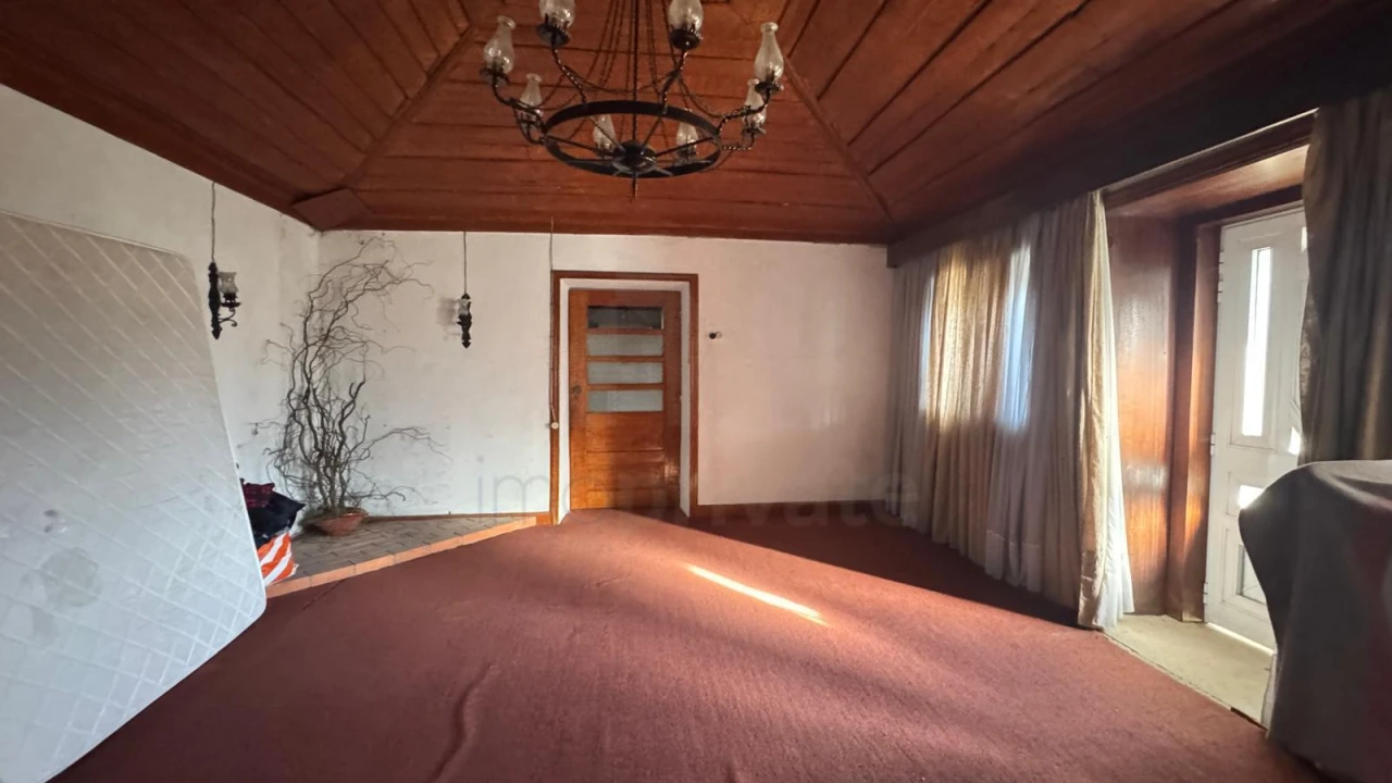 Moradia T6 para Venda em Vilarinho Foto 10