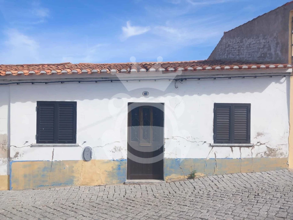 Moradia T3 para Venda em Santa Vitória e Mombeja Foto 1