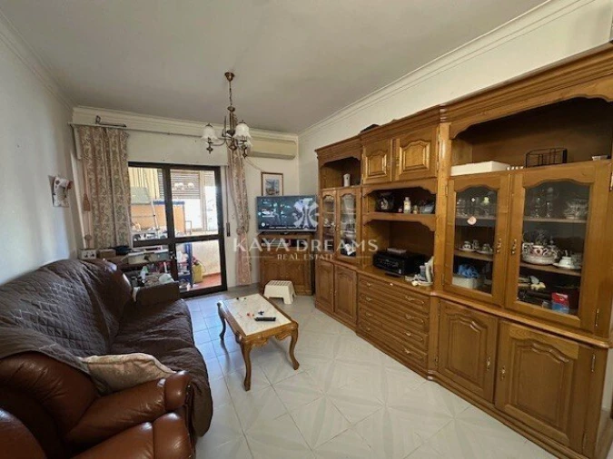 Apartamento T2 para Venda em Odivelas Foto 2