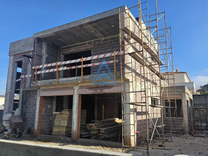 Moradia T5 para Venda em Tornada e Salir do Porto Foto 6