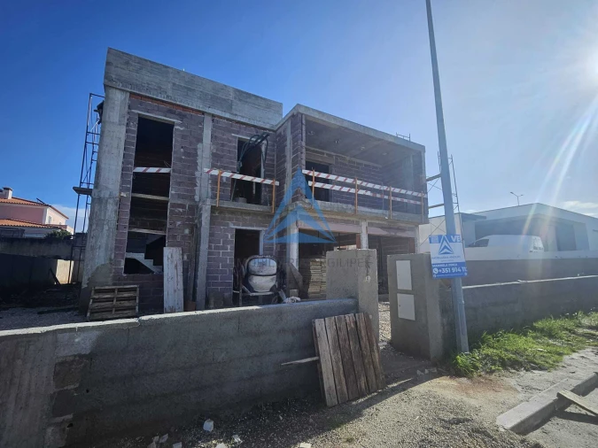 Moradia T5 para Venda em Tornada e Salir do Porto Foto 20