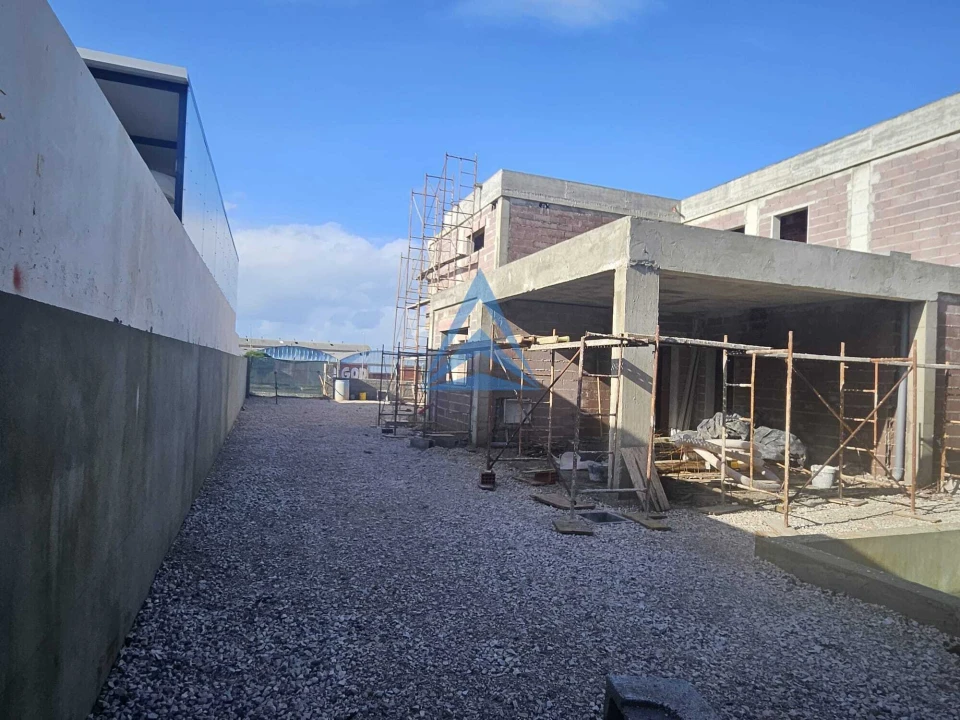 Moradia T5 para Venda em Tornada e Salir do Porto Foto 14