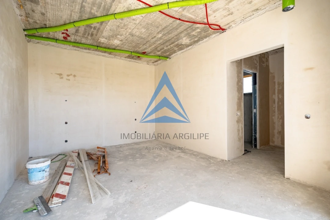 Moradia T5 para Venda em Tornada e Salir do Porto Foto 8