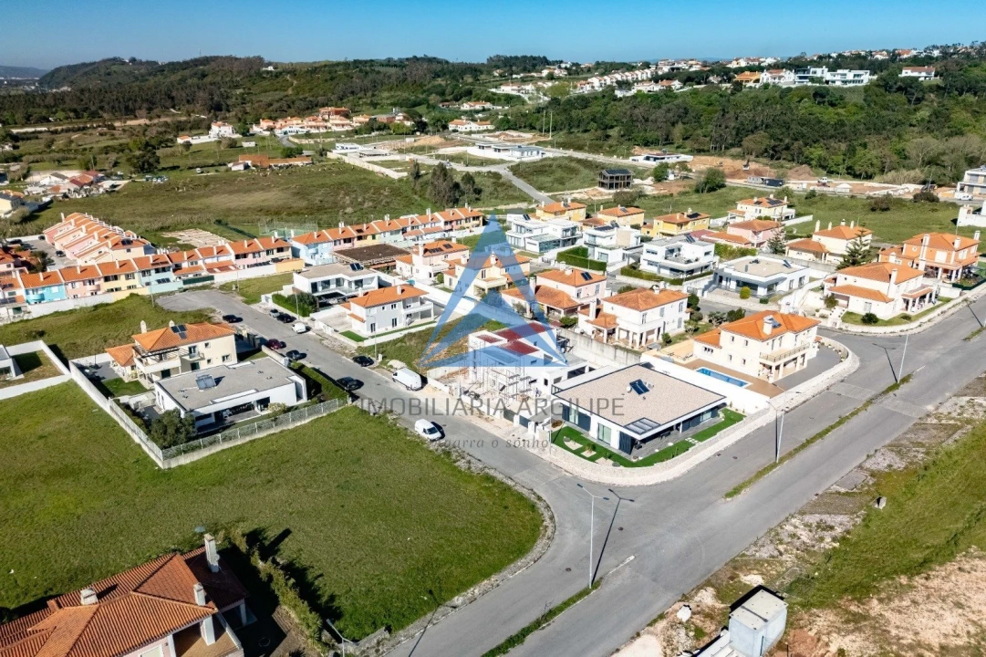 Moradia T5 para Venda em Tornada e Salir do Porto Foto 2