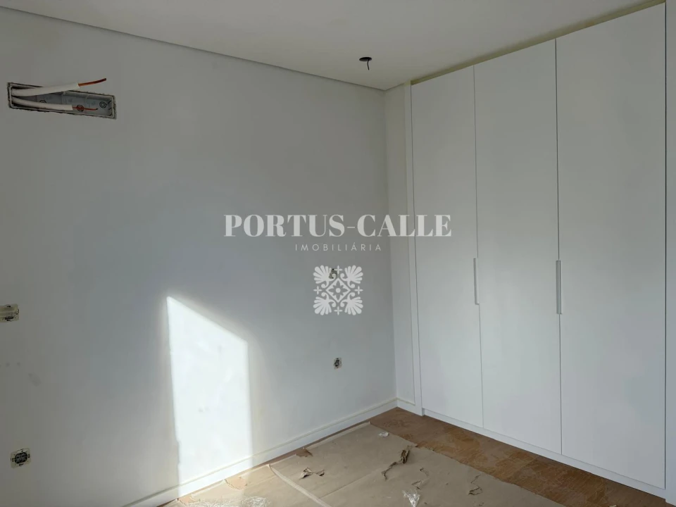 Apartamento T1 para Venda em Mafamude e Vilar do Paraíso Foto 18