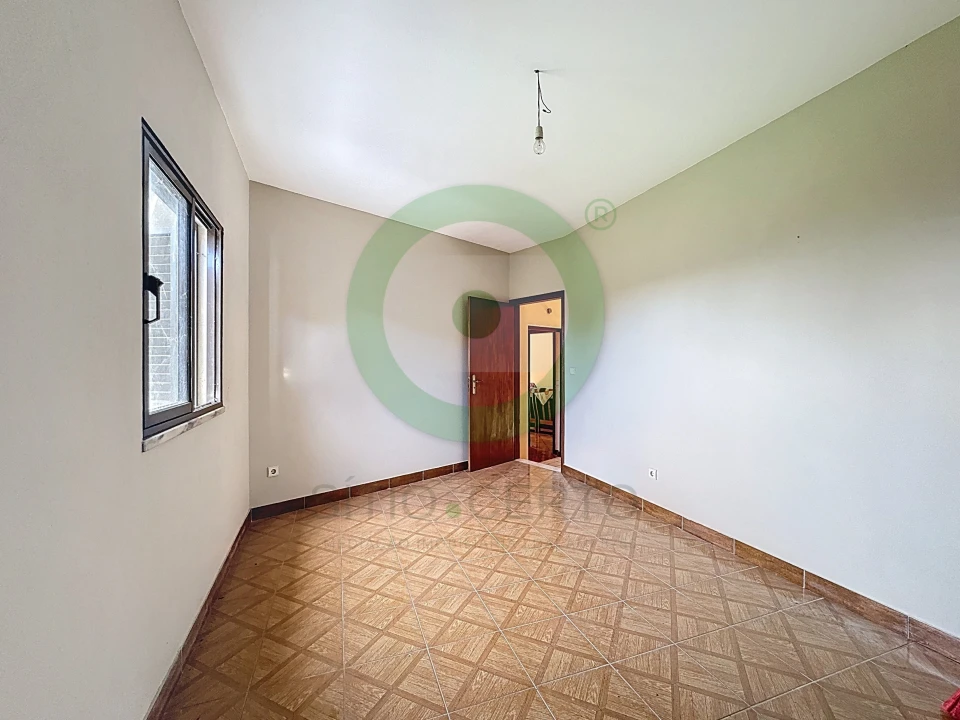 Moradia T5 para Venda em Santiago de Ribeira de Alhariz Foto 9