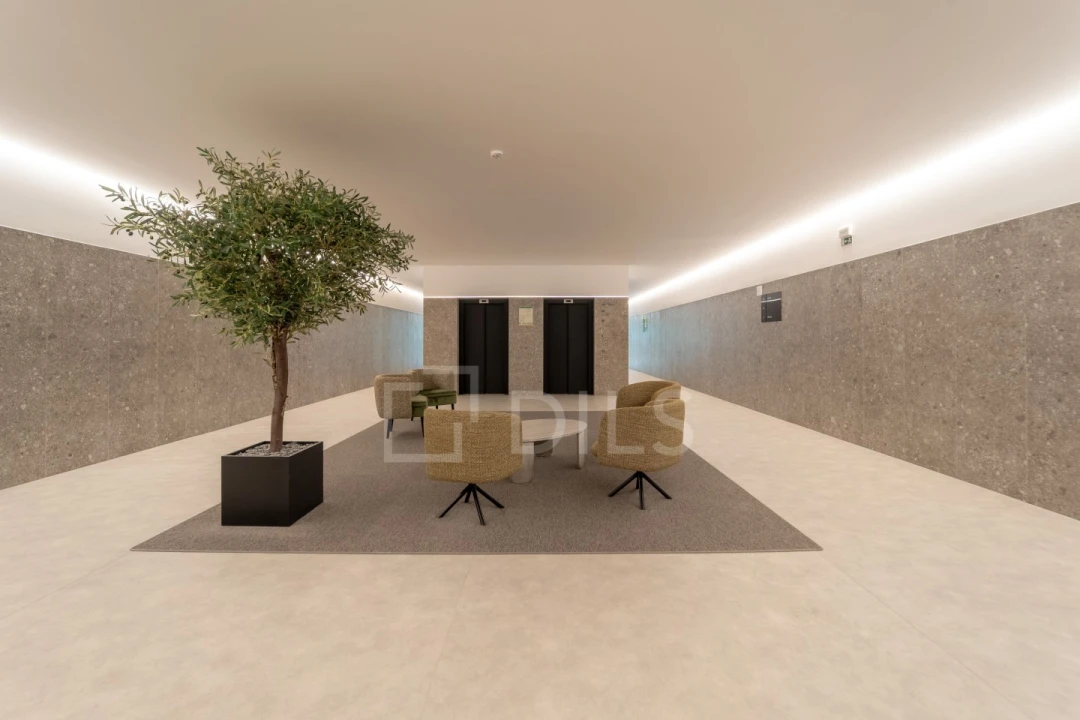 Escritório para Arrendamento em São Mamede de Infesta e Senhora da Hora Foto 9