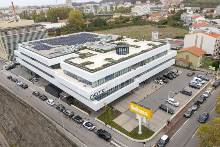 Escritório para Arrendamento em São Mamede de Infesta e Senhora da Hora Foto 24