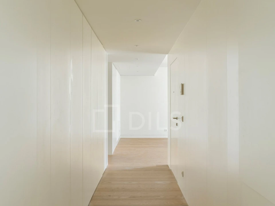 Apartamento T3 para Venda em Santo António Foto 32