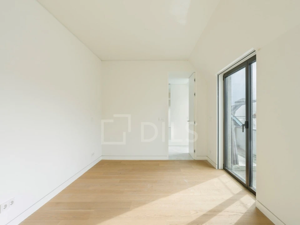 Apartamento T3 para Venda em Santo António Foto 29