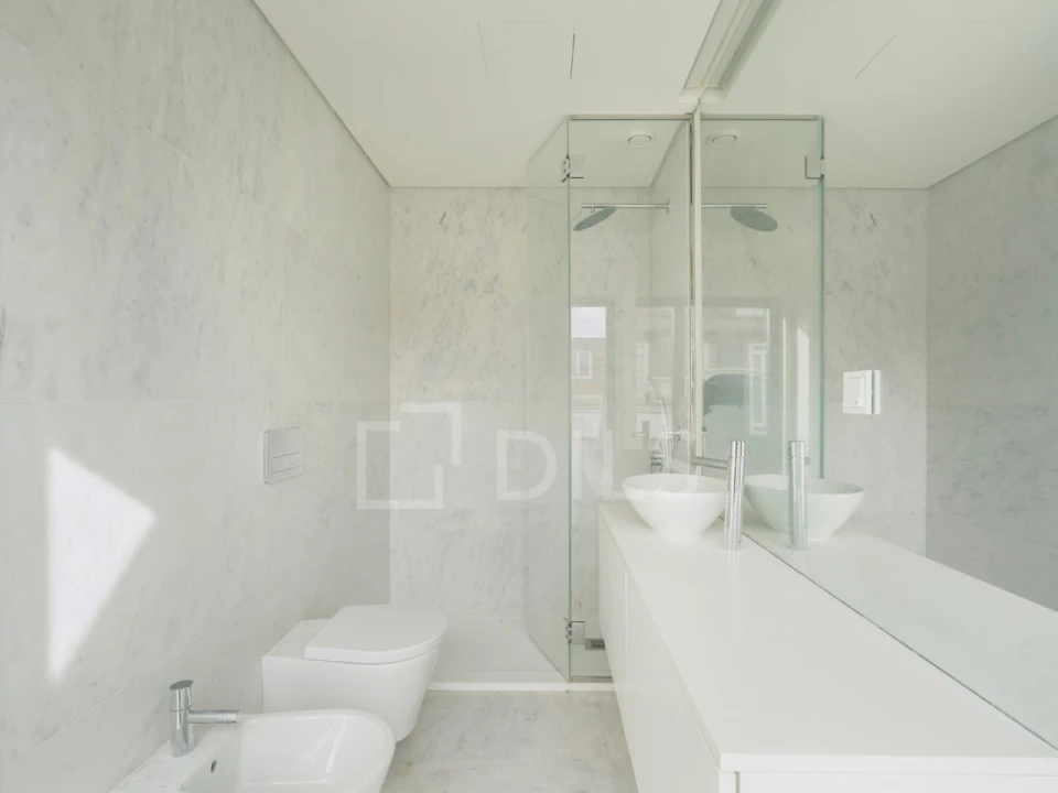 Apartamento T3 para Venda em Santo António Foto 27