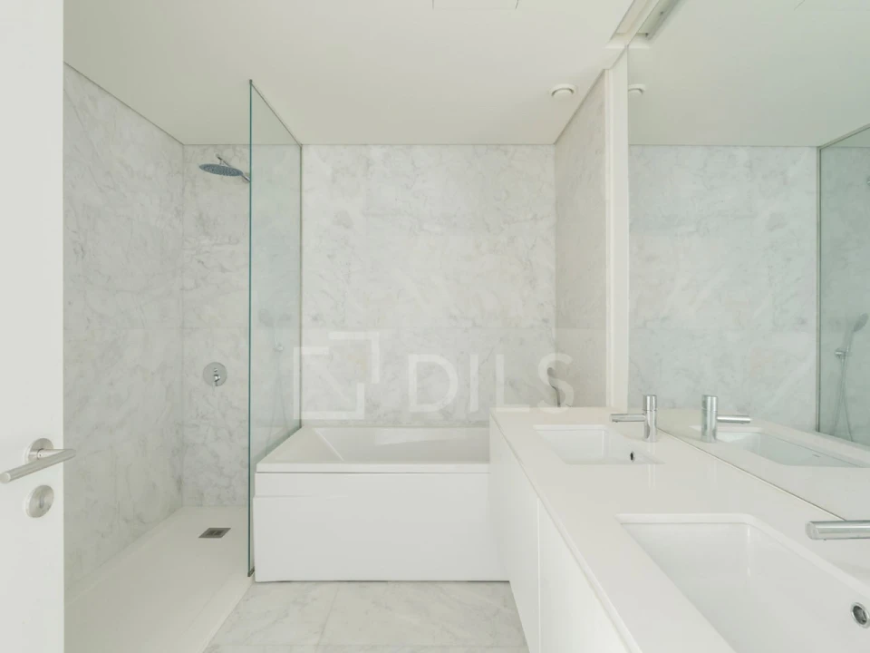 Apartamento T3 para Venda em Santo António Foto 8