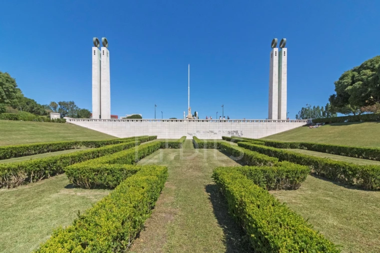 Apartamento T3 para Venda em Santo António Foto 38
