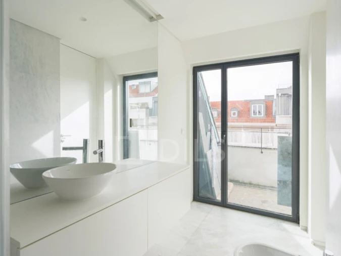 Apartamento T3 para Venda em Santo António Foto 31