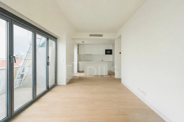 Apartamento T3 para Venda em Santo António Foto 19