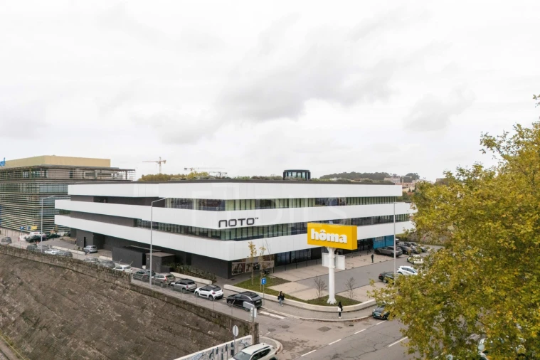 Escritório para Arrendamento em São Mamede de Infesta e Senhora da Hora Foto 30