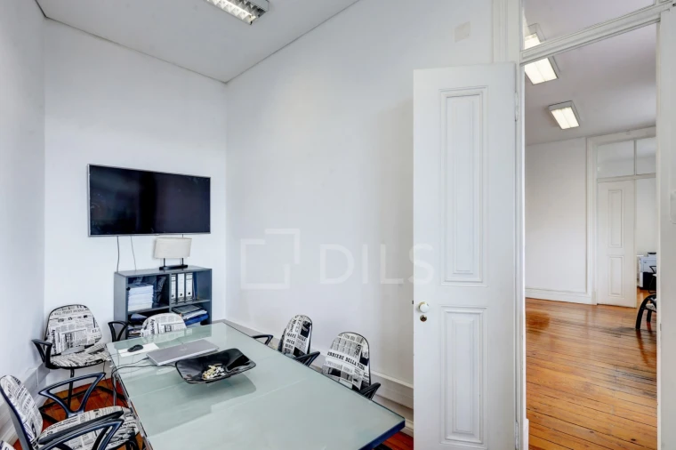 Escritório para Arrendamento em Misericórdia Foto 9