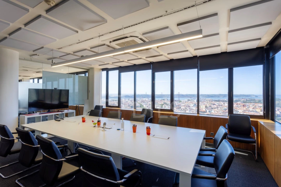 Escritório para Arrendamento em Campo de Ourique Foto 6