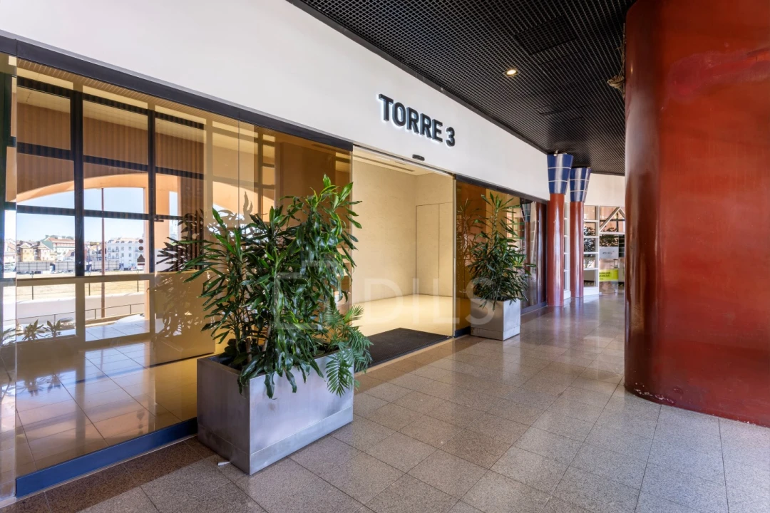 Escritório para Arrendamento em Campo de Ourique Foto 13