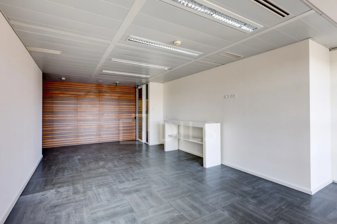 Escritório para Arrendamento em Algés, Linda-A-Velha e Cruz Quebrada-Dafundo Foto 25