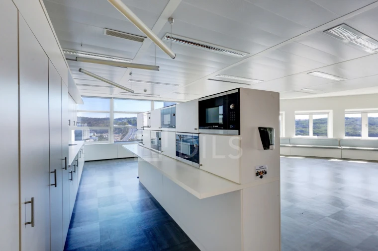 Escritório para Arrendamento em Algés, Linda-A-Velha e Cruz Quebrada-Dafundo Foto 29