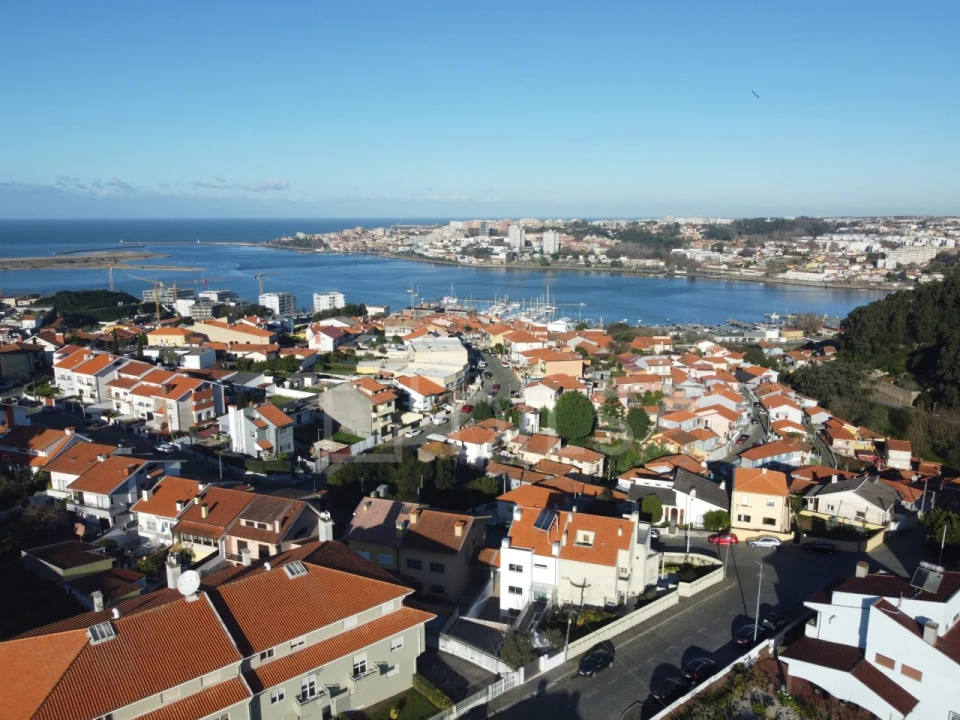 Apartamento T1 para Venda em Santa Marinha e São Pedro da Afurada Foto 16