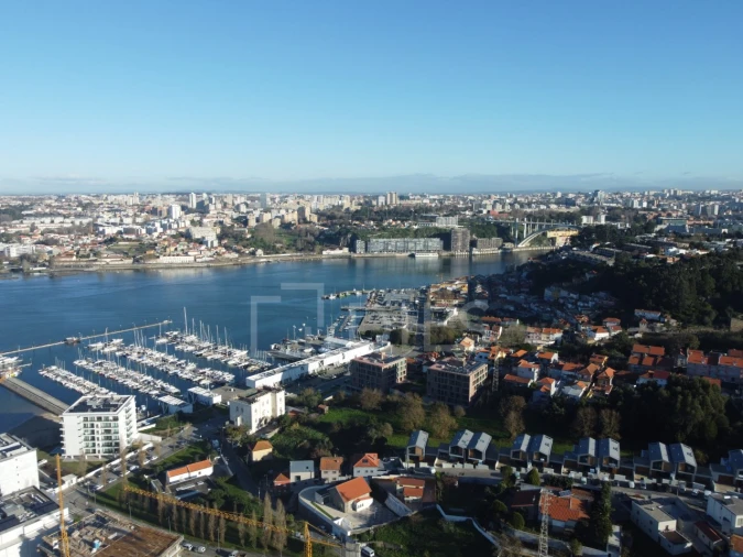 Apartamento T1 para Venda em Santa Marinha e São Pedro da Afurada Foto 15