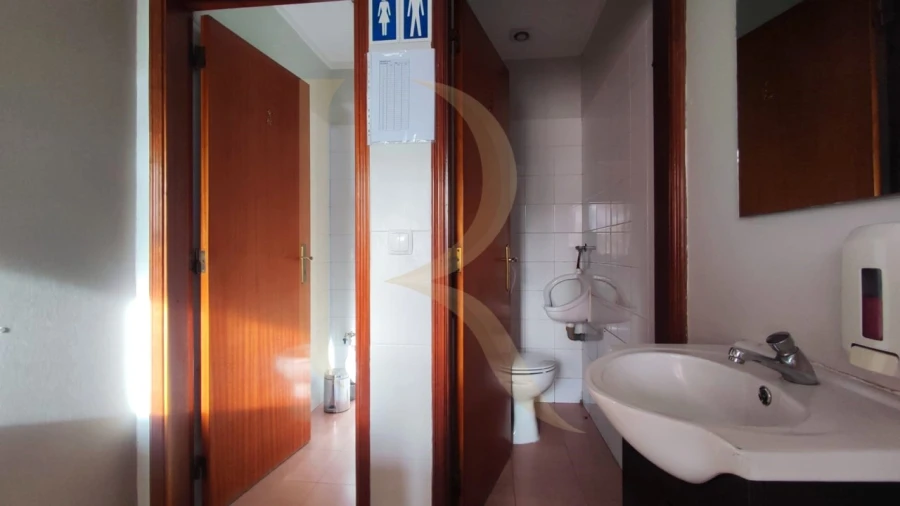 Loja para Venda em Corroios Foto 13