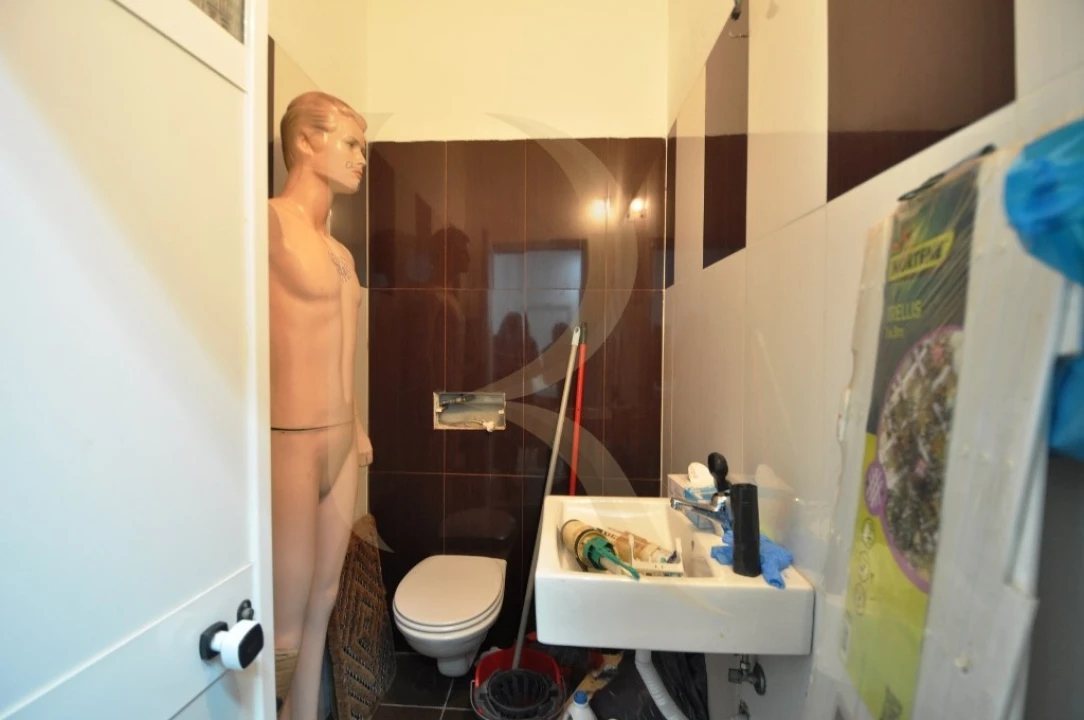 Armazém para Venda em Seixal, Arrentela e Aldeia de Paio Pires Foto 14