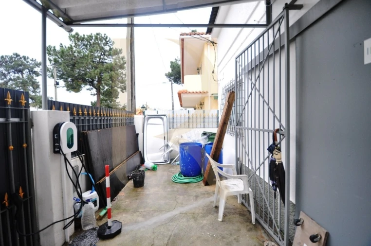 Armazém para Venda em Seixal, Arrentela e Aldeia de Paio Pires Foto 6