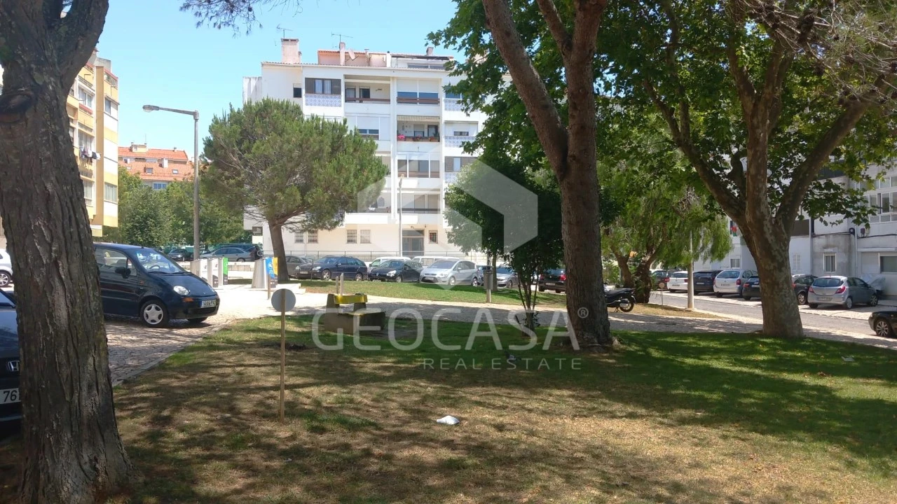 Apartamento T2 para Venda em Alcabideche Foto 33