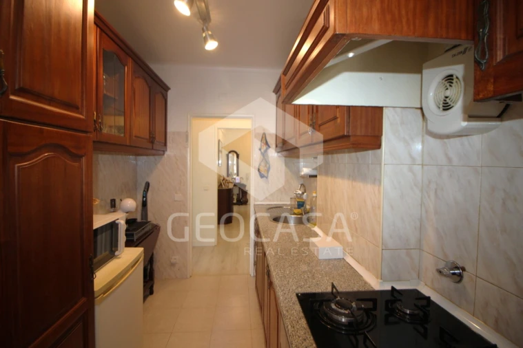 Apartamento T2 para Venda em Alcabideche Foto 8