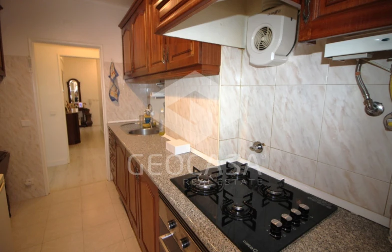 Apartamento T2 para Venda em Alcabideche Foto 7