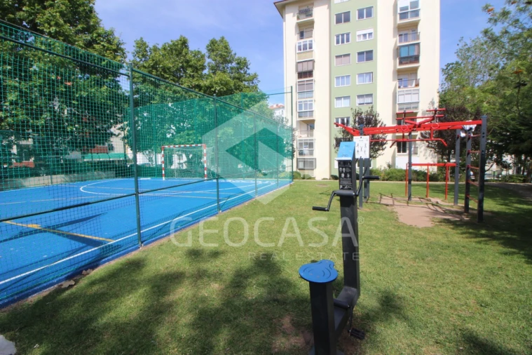 Apartamento T2 para Venda em Alcabideche Foto 5