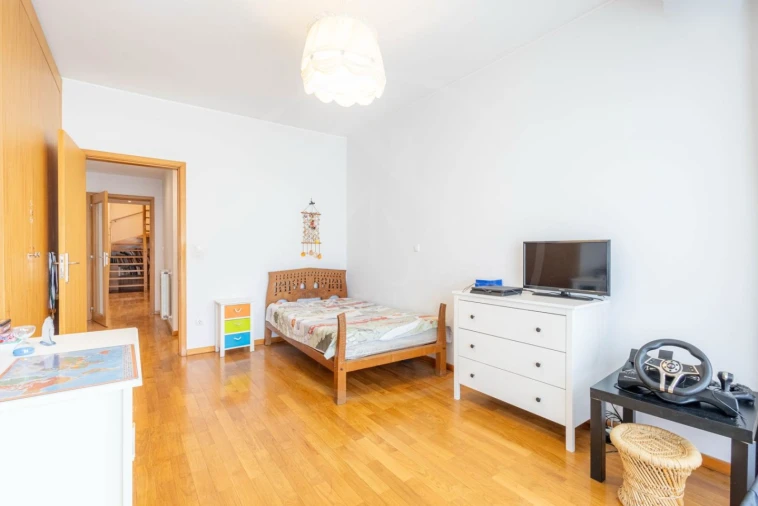 Apartamento T5 para Venda em Nossa Senhora da Conceição, São Pedro e São Dinis Foto 14