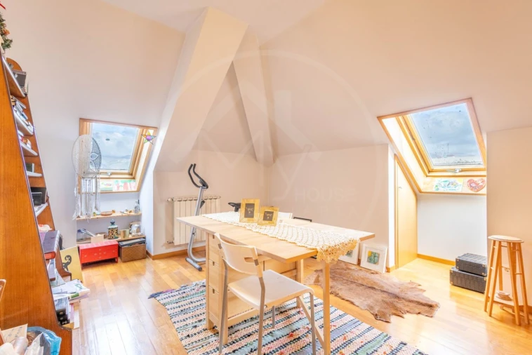 Apartamento T5 para Venda em Nossa Senhora da Conceição, São Pedro e São Dinis Foto 21