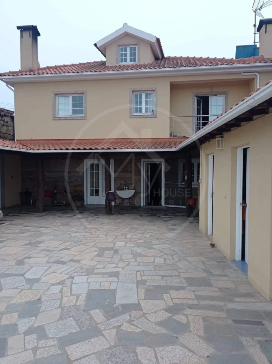 Moradia T3 para Venda em São Pedro de Agostem Foto 1