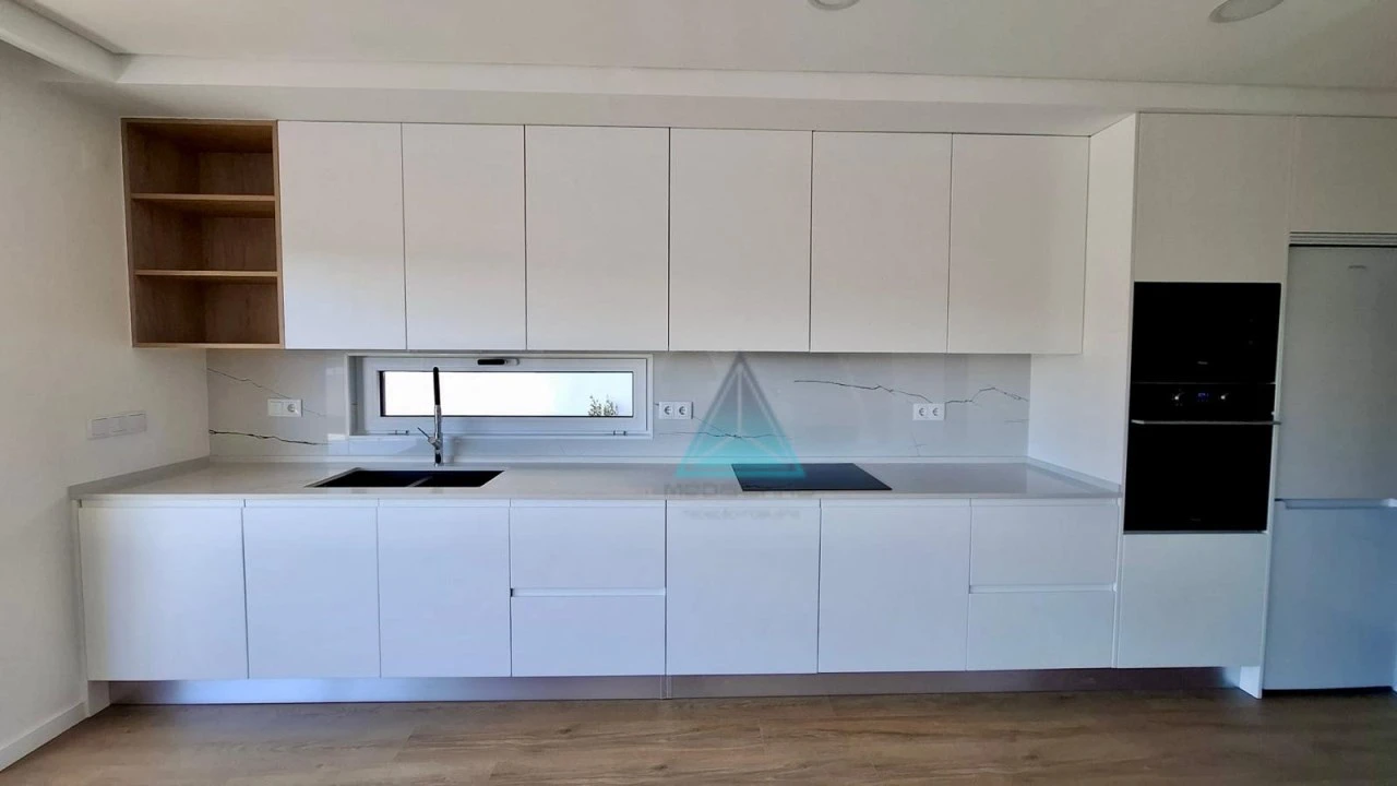 Moradia T4 para Venda em Laranjeiro e Feijó Foto 12