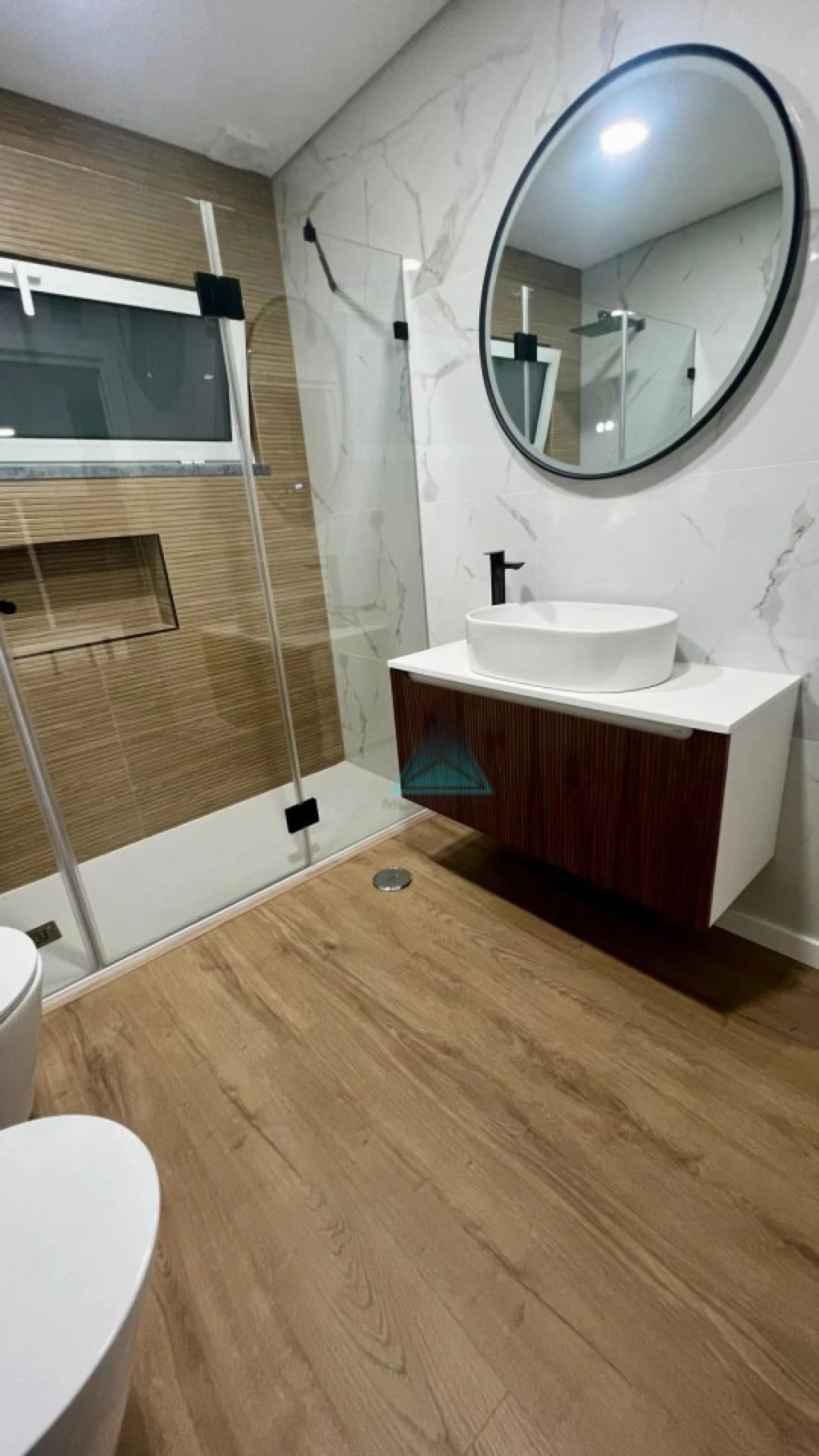 Moradia T4 para Venda em Laranjeiro e Feijó Foto 16