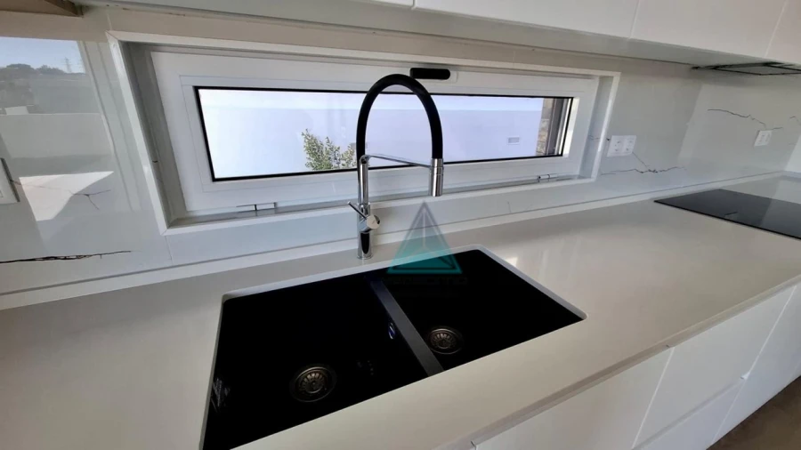 Moradia T4 para Venda em Laranjeiro e Feijó Foto 13