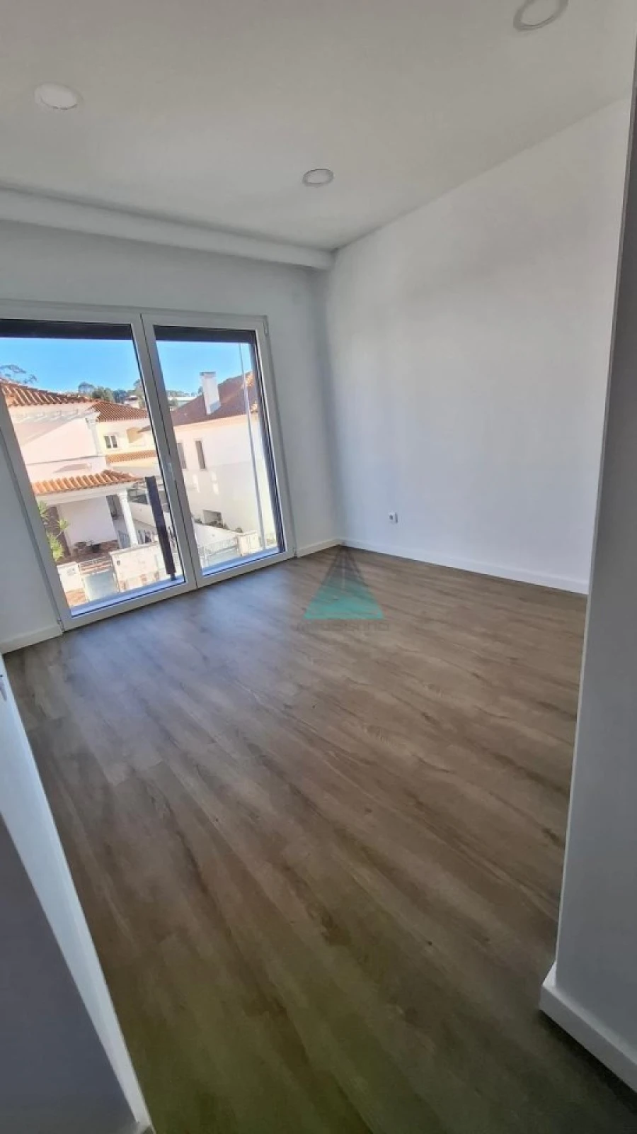 Moradia T4 para Venda em Laranjeiro e Feijó Foto 25