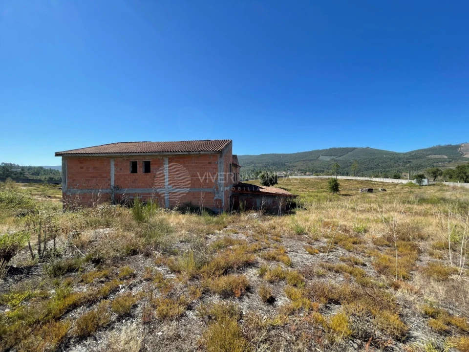Terreno para Venda em Sobreira Foto 2