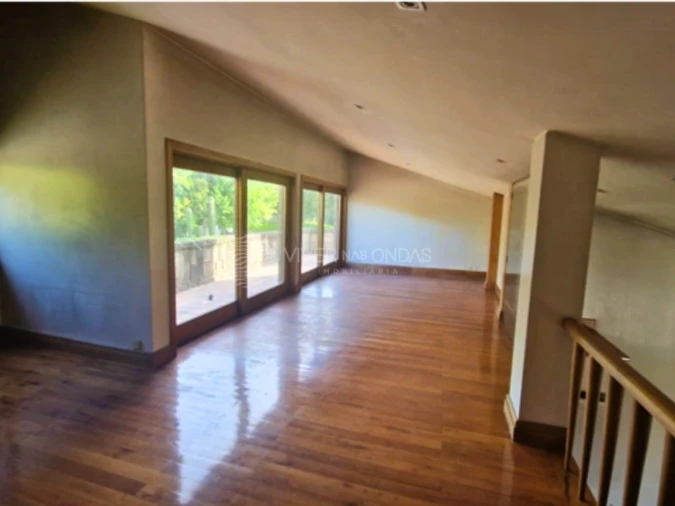 Moradia T8 para Venda em Azurem Foto 7