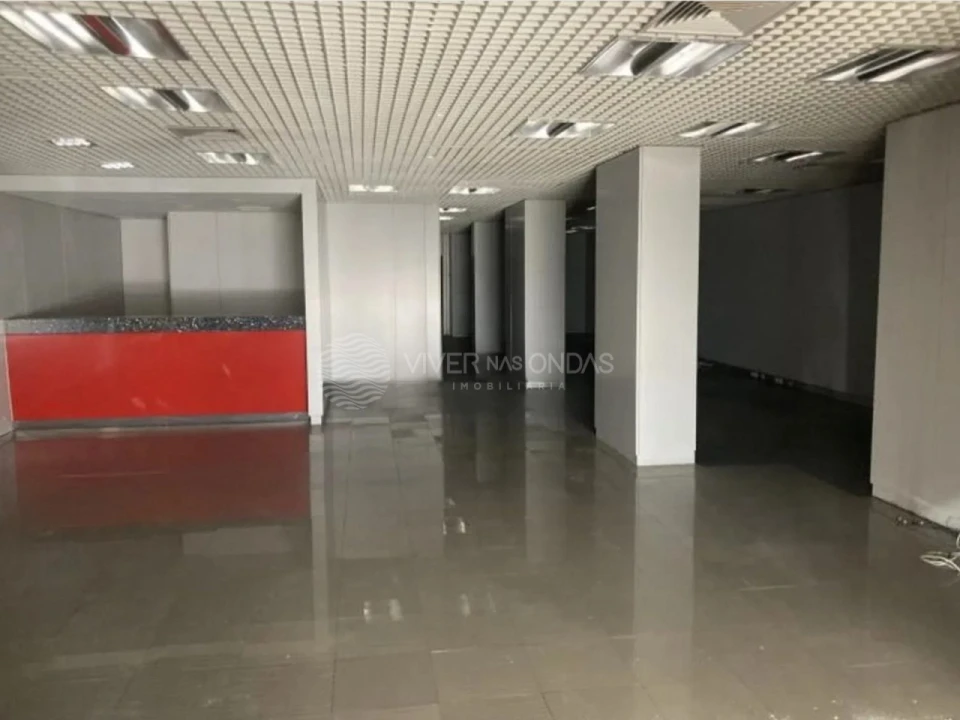 Loja para Venda em Cidade da Maia Foto 1