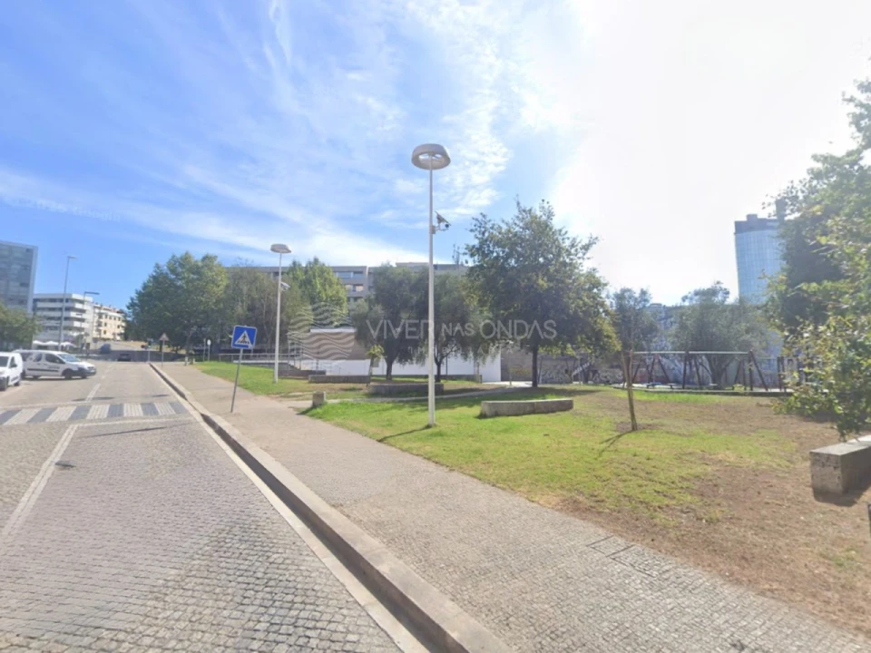 Loja para Venda em Cidade da Maia Foto 9