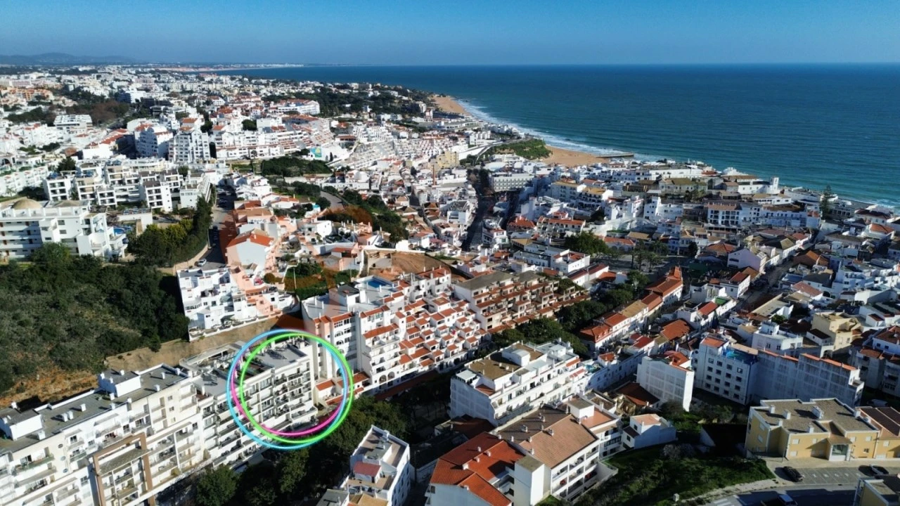 Apartamento T2 para Venda em Albufeira e Olhos de Água Foto 24