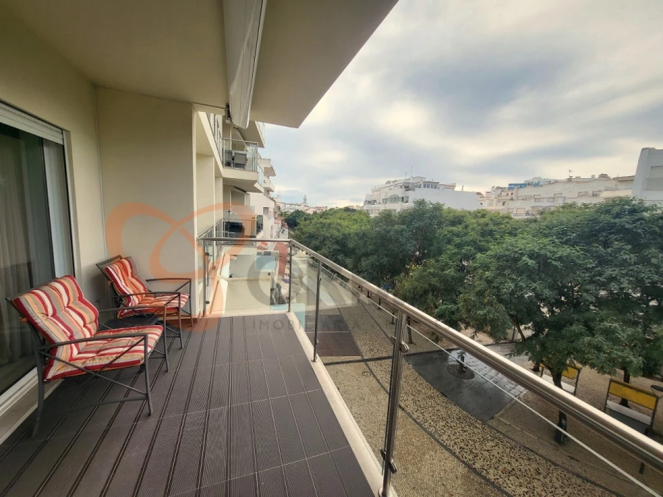 Apartamento T2 para Venda em Albufeira e Olhos de Água Foto 2