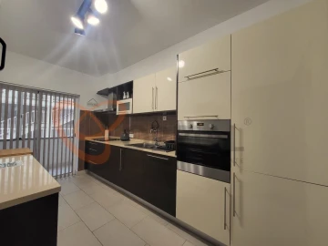 Apartamento T2 para Venda em Albufeira e Olhos de Água